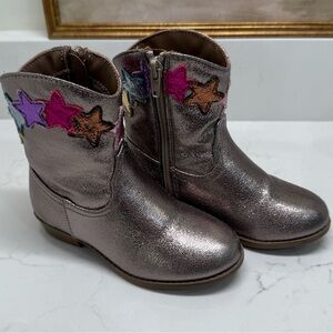 Steve Madden - Rinesa Cowboy Boot - Kids'
Metallic Kids Boots with Star Accents